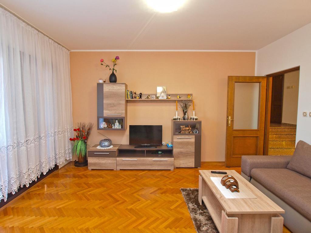 Apartment Mato 1424 Pula Dış mekan fotoğraf